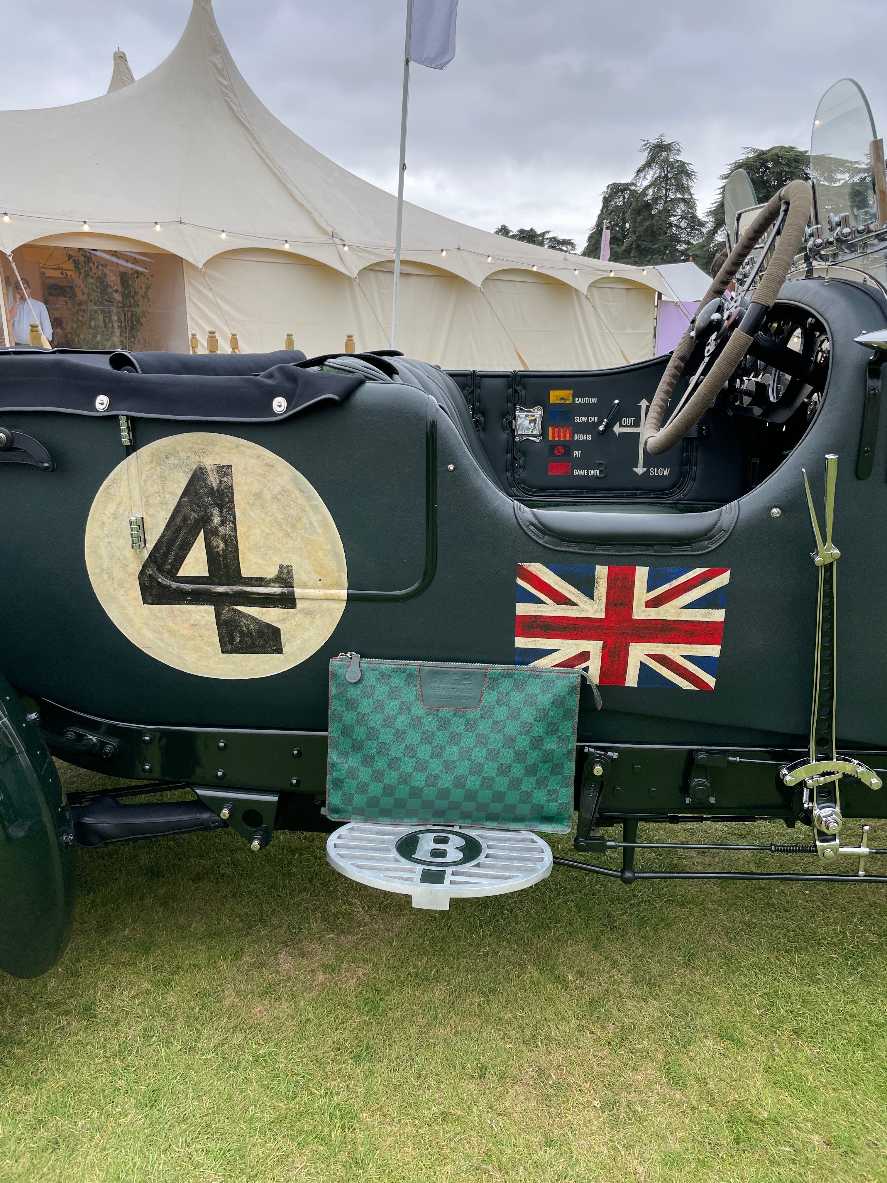 BENTLEY INSPIRED