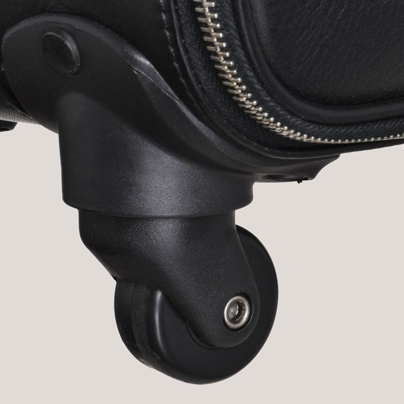 Luxury Leather Cabin Suitcase Black Italian Leather 5