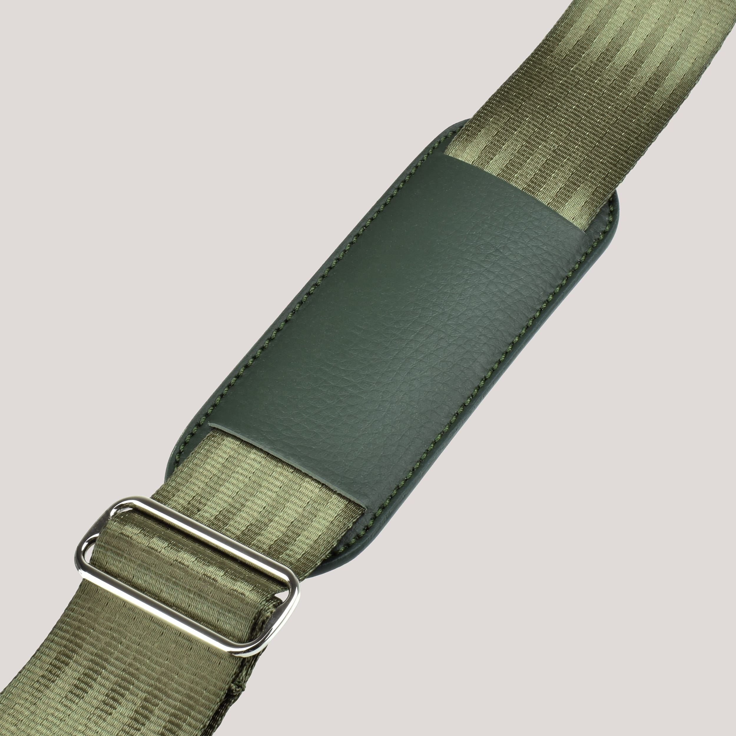gto brg e leather strap detail
