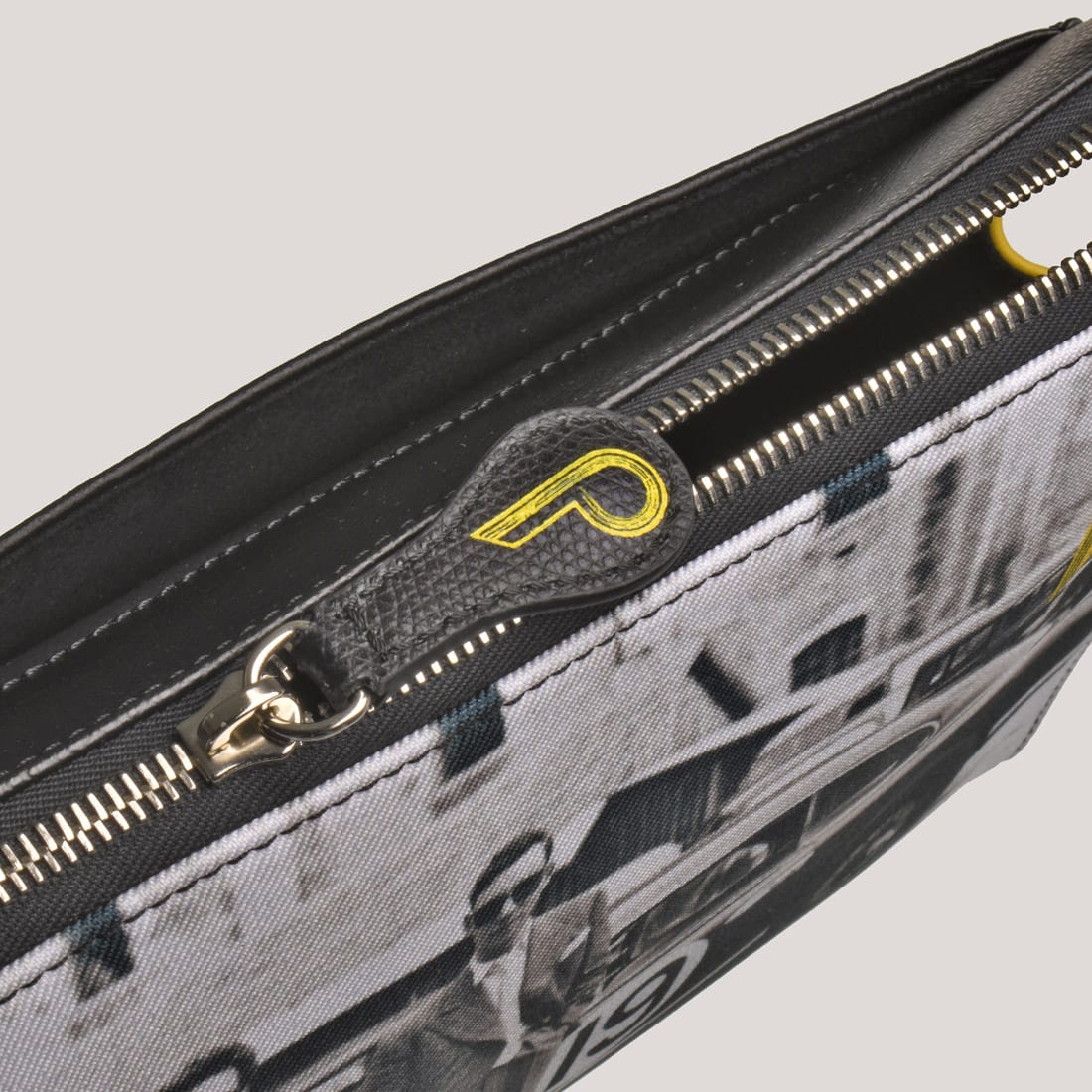 pilote washbag zip 1