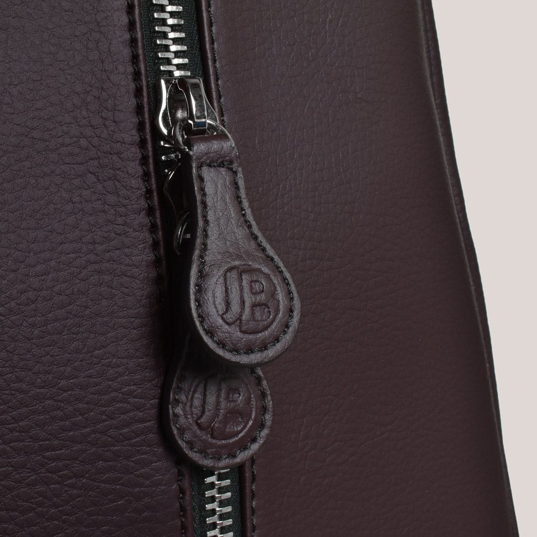 stradale bordeaux zip