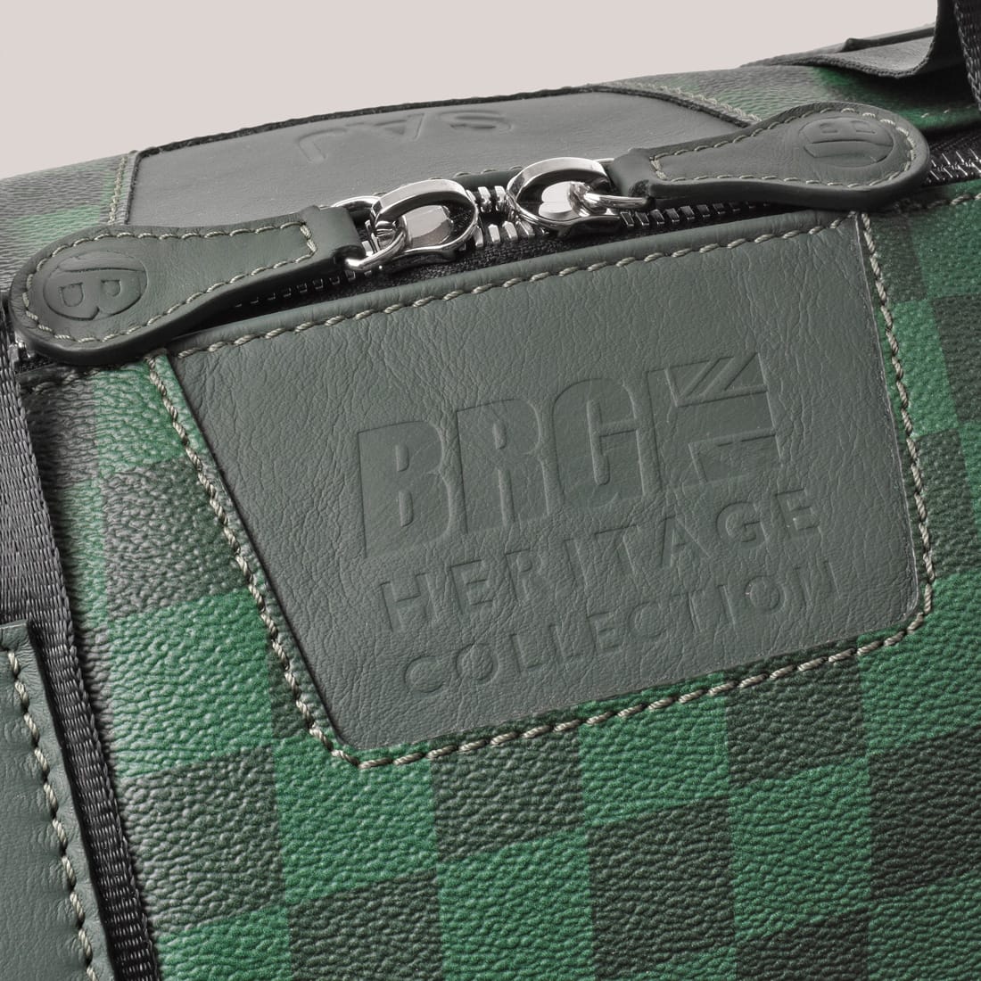 stradale holdall logo