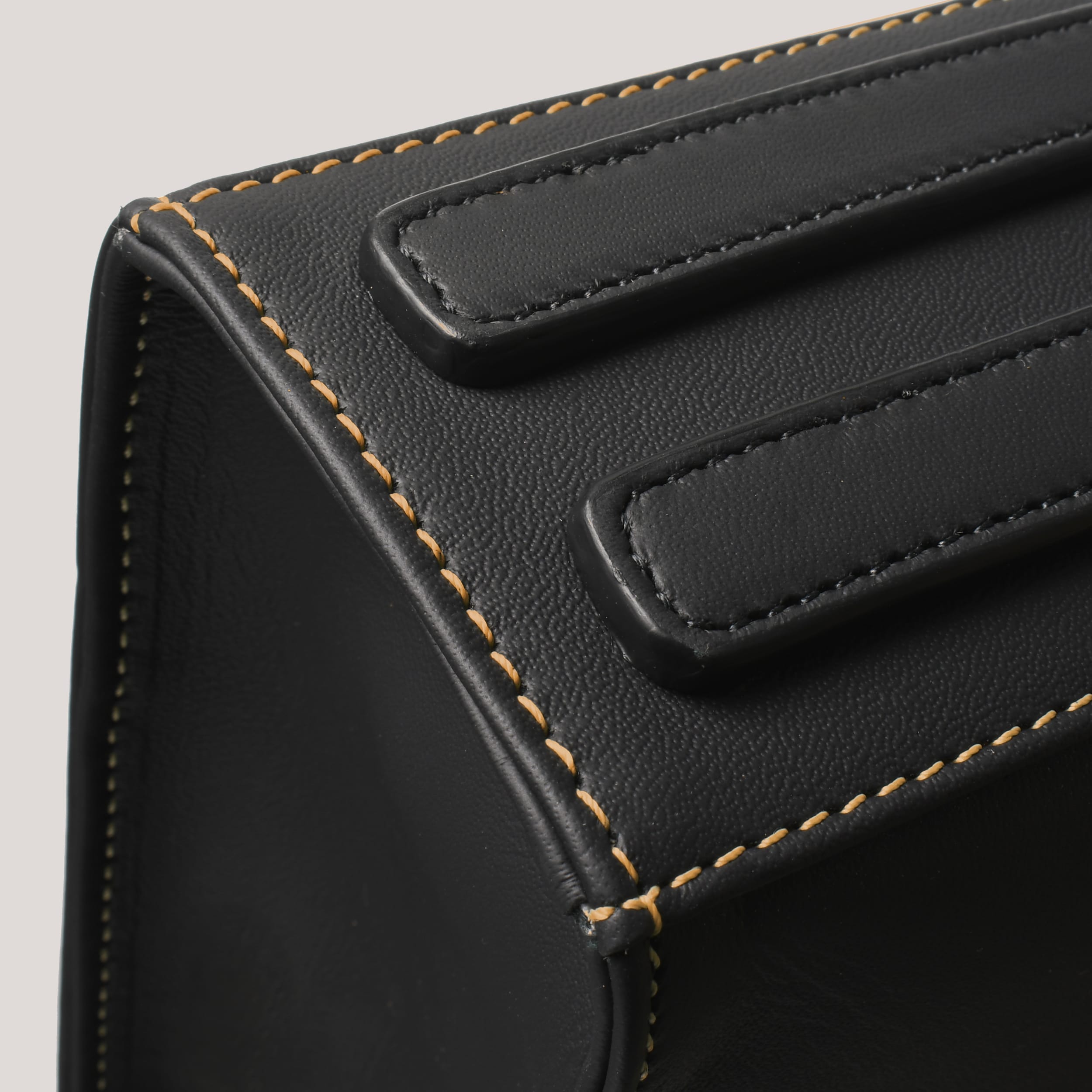 Wash/Tech Bag - Senna 85 Commemorative