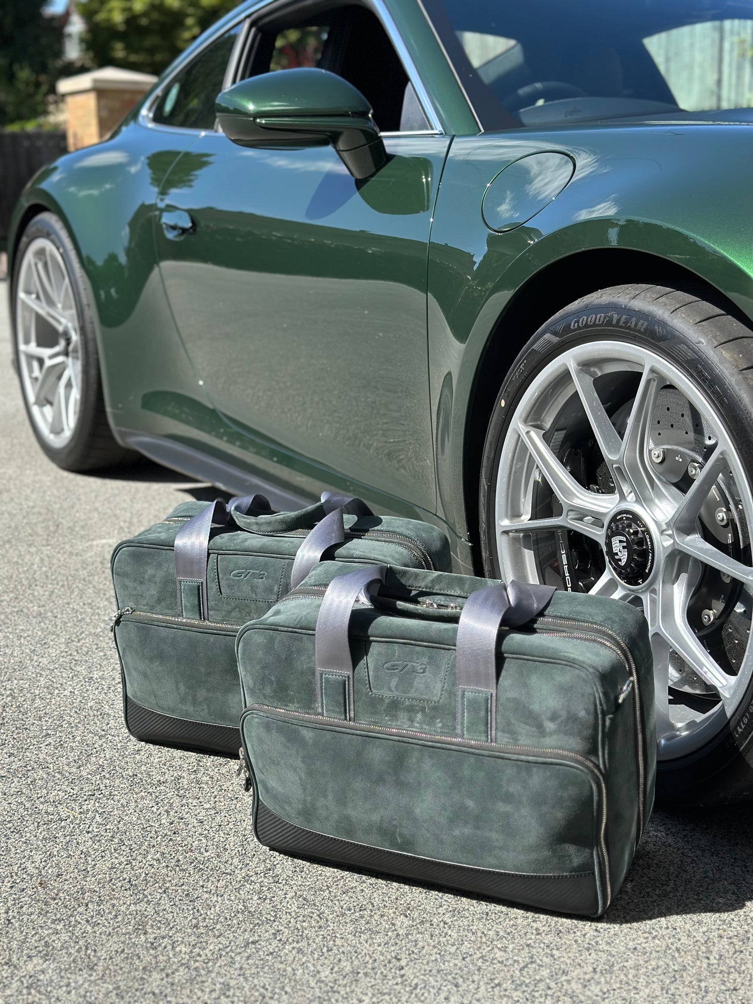 A Guide to Commissioning Car-Matched Luggage