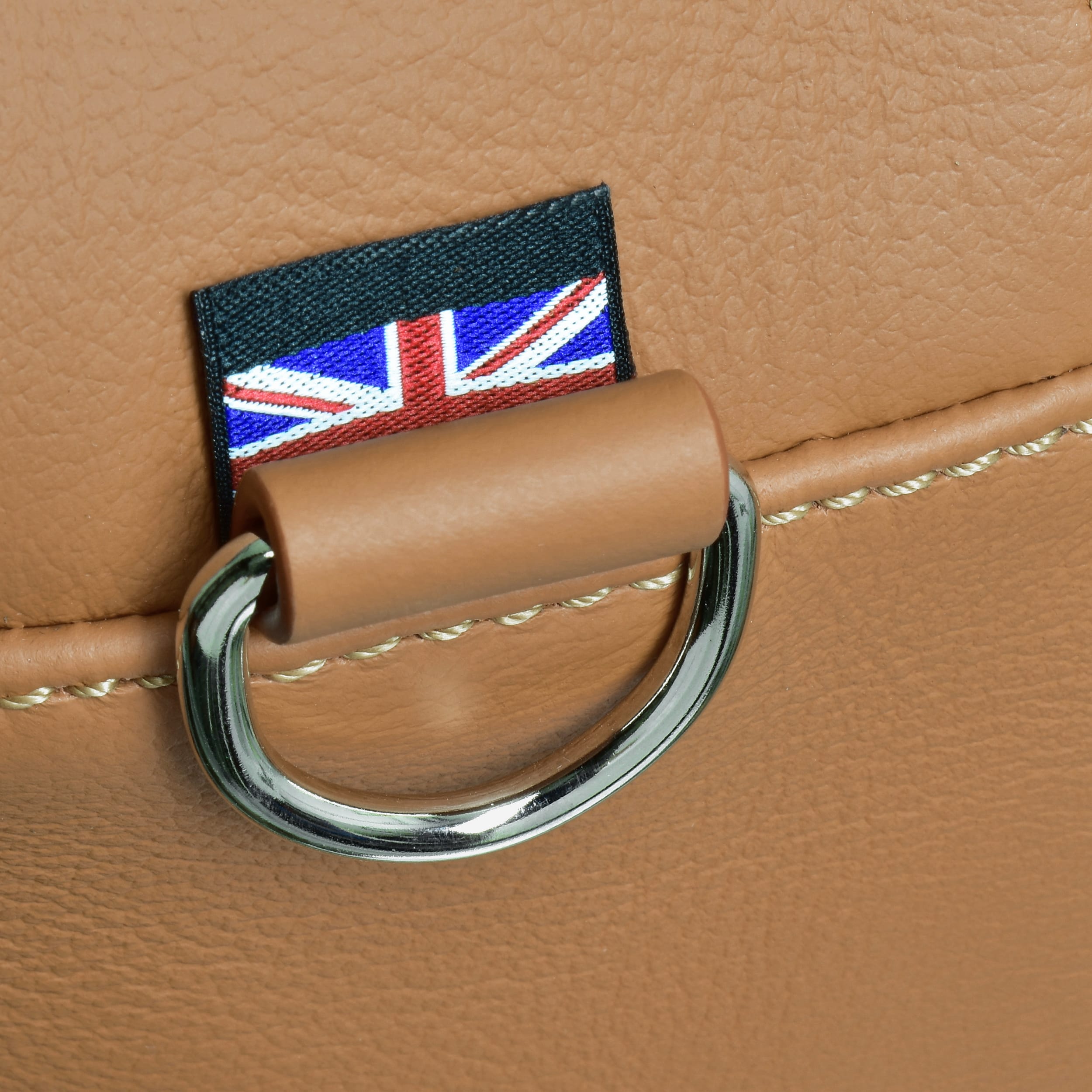 boot med caterham beige flag