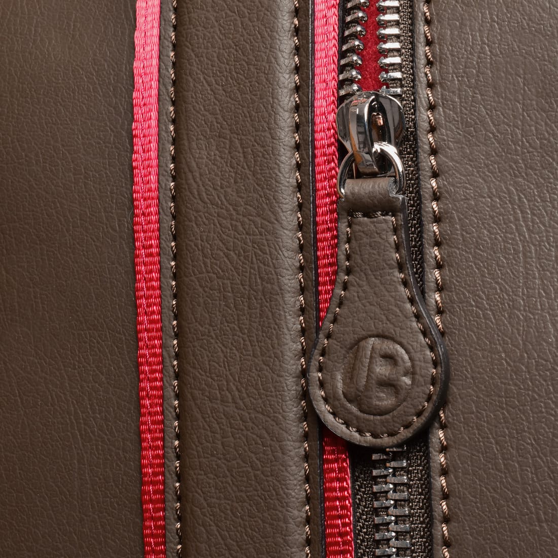 gto holdall pebble brown zip