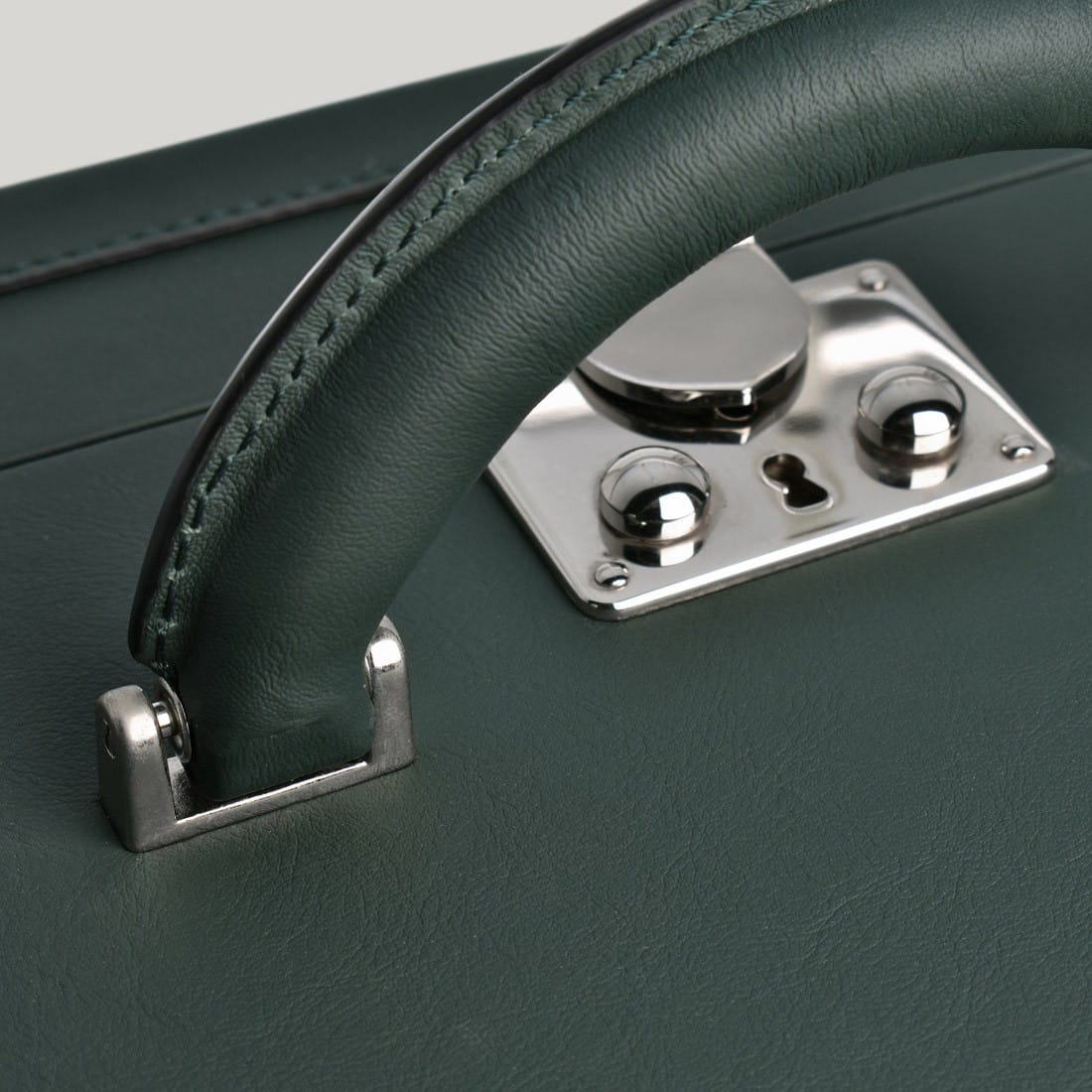 suitcase handle
