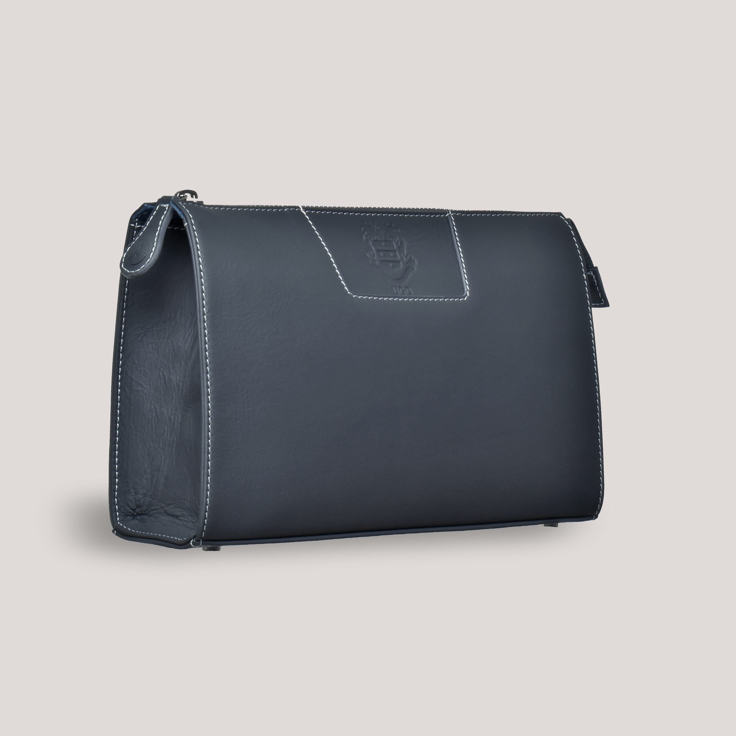washbag ugo grey angle